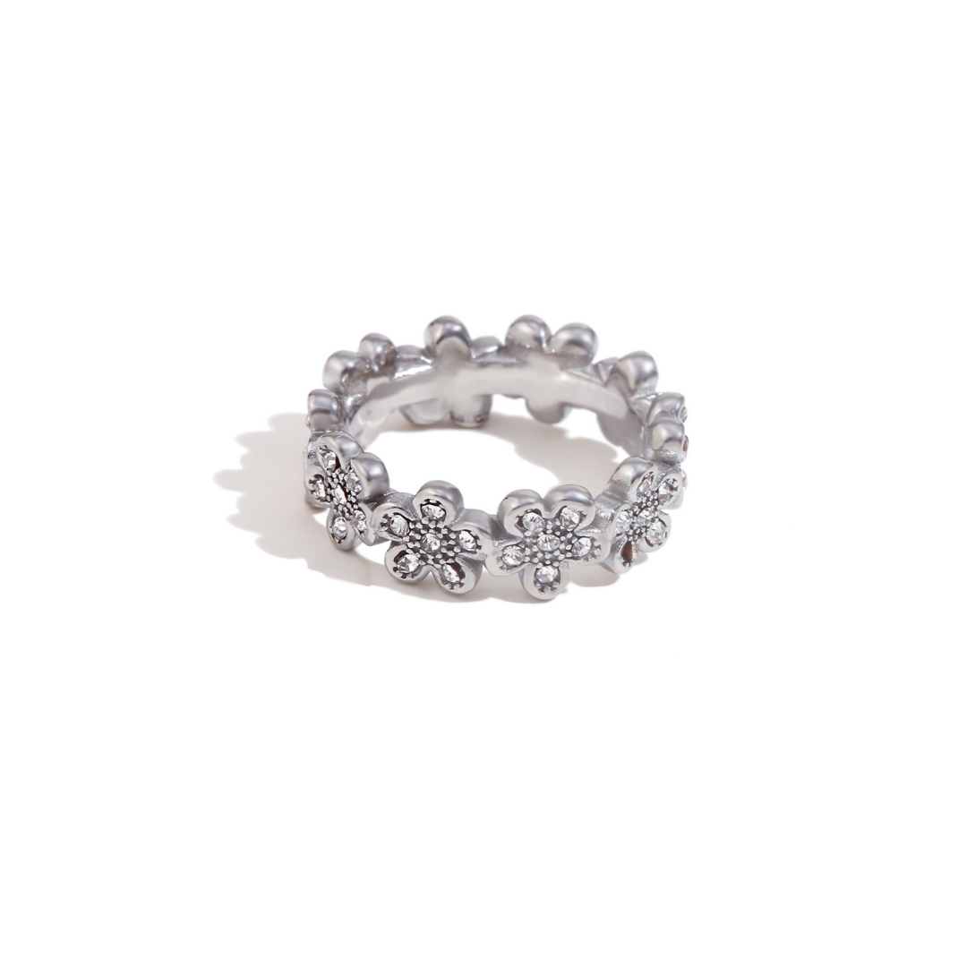 Daisy Flower Ring - 18K Gold Plated