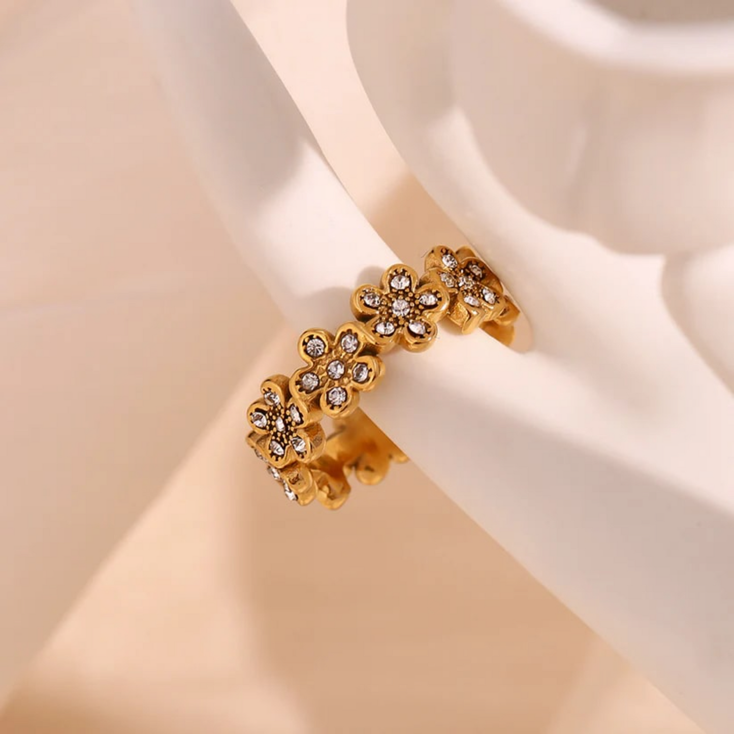 Buy Daisy Flower Ring - 18K Gold Plated online jewellery