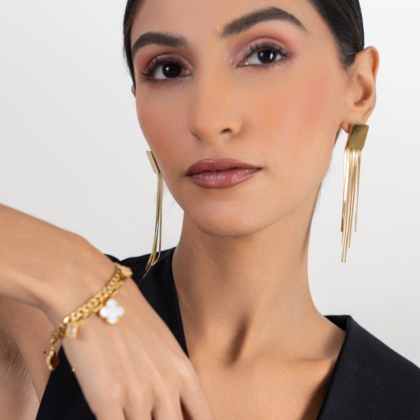 Clover Crystal Dainty Bracelet - 18K Gold Plated