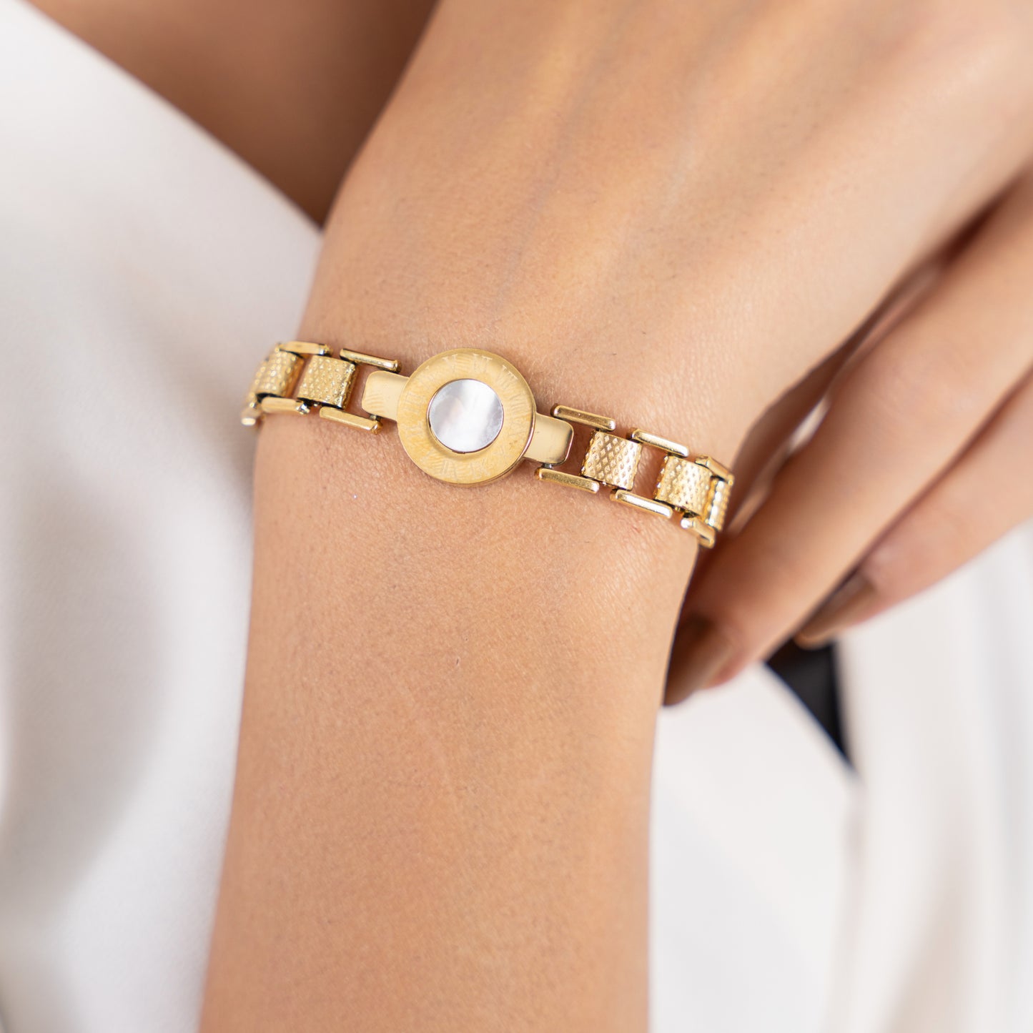 Dializo Strap Bracelet - 18K Gold Plated