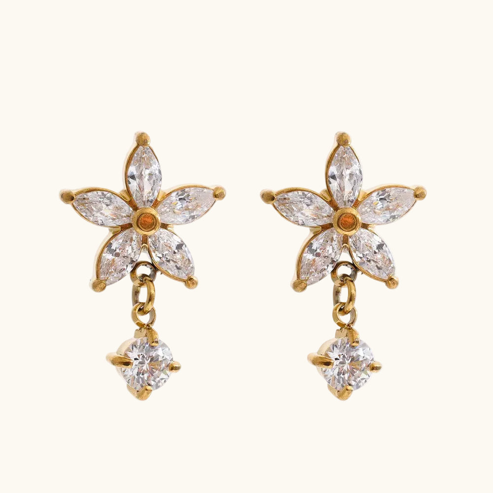 Daisy Spark Studs - 18K Gold Plated