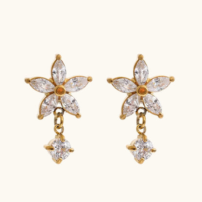 Daisy Spark Studs - 18K Gold Plated