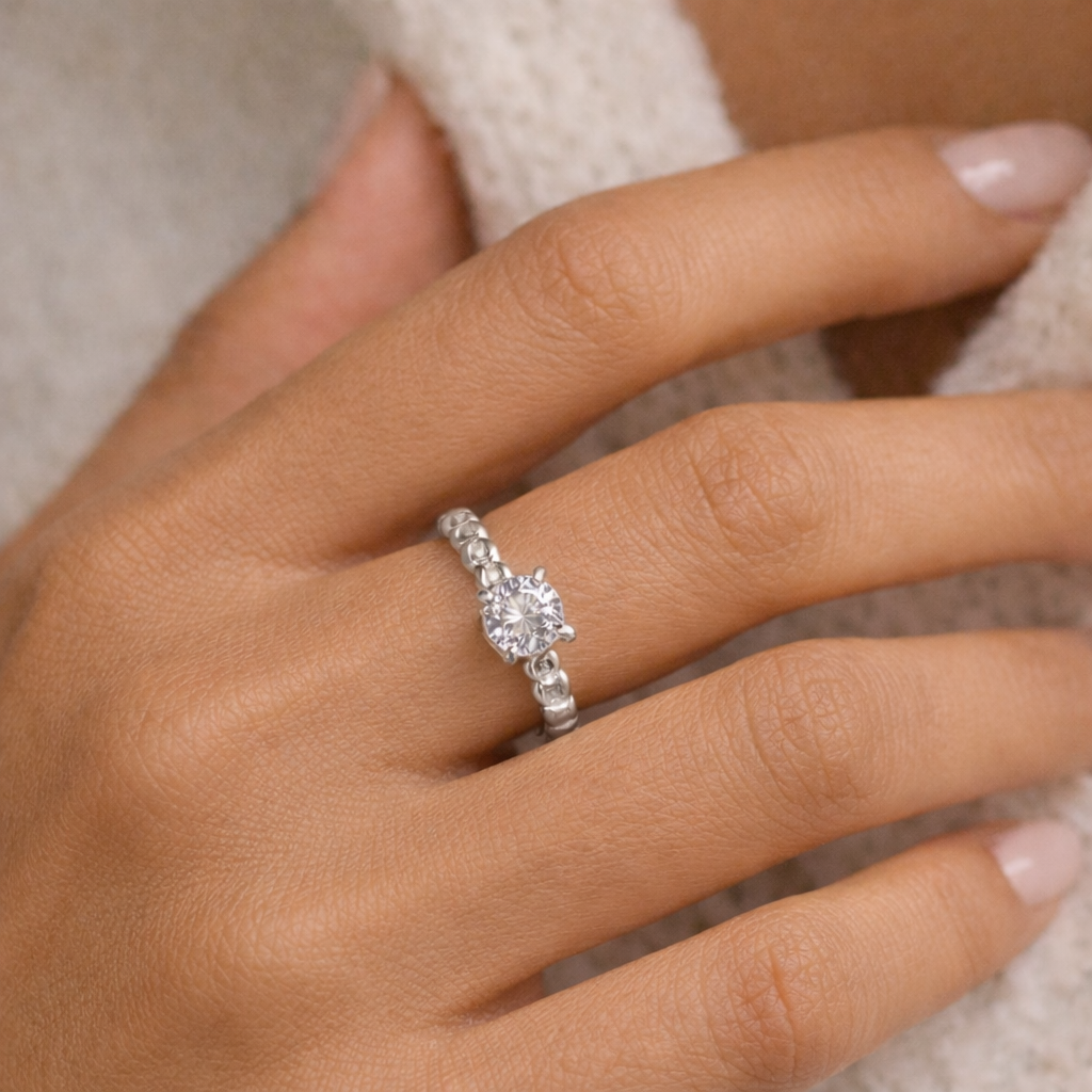 Solitaire Link Ring - Silver Plated (Adjustable)