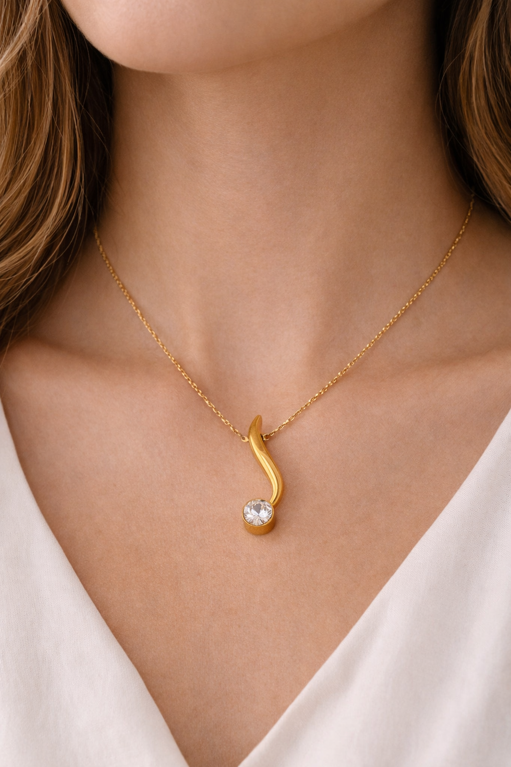 Golden Curve Solitaire Necklace - 18K Gold Plated
