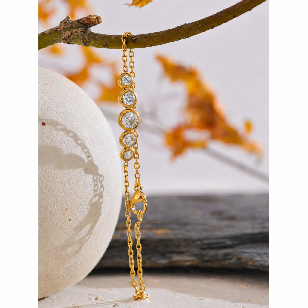 Solitaire Arc Bracelet - 18K Gold Plated