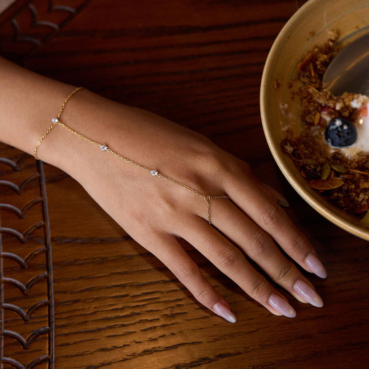 Lumi Line Hand Chain - 18K Gold Plated