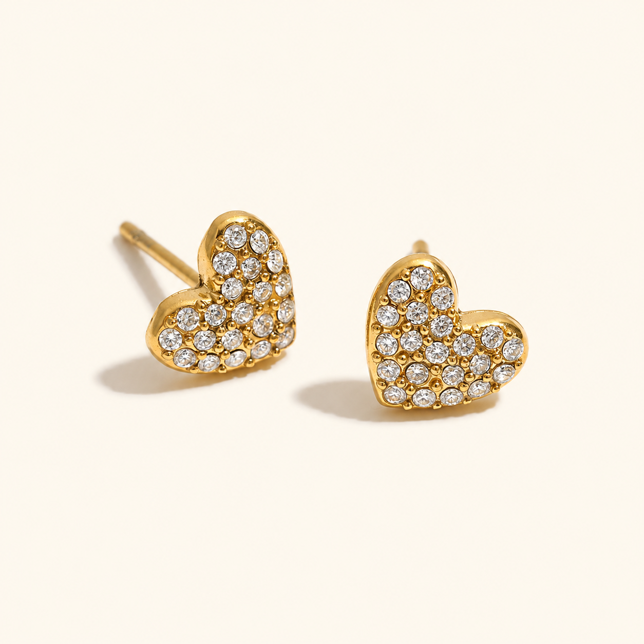 Bella Heart Studs Earrings - 18k Gold Plated