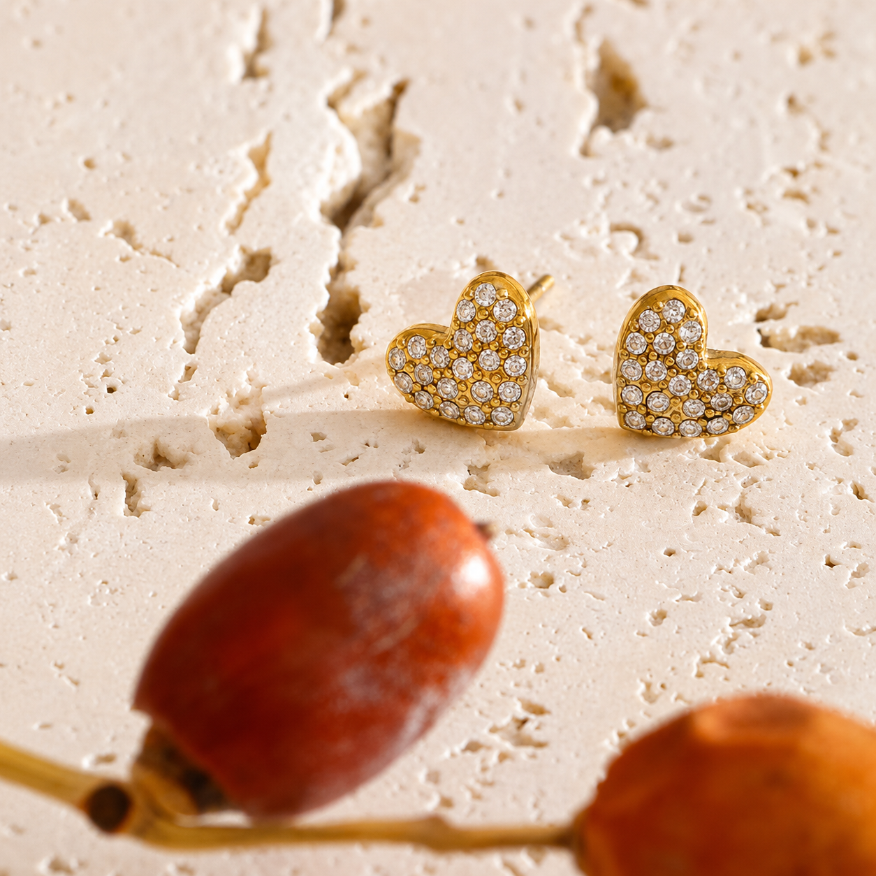 Bella Heart Studs Earrings - 18k Gold Plated