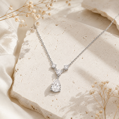 Etoile Drop Necklace - 18k Gold Plated