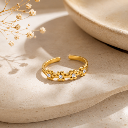 Evora Ring - 18K Gold Plated (Adjustable)