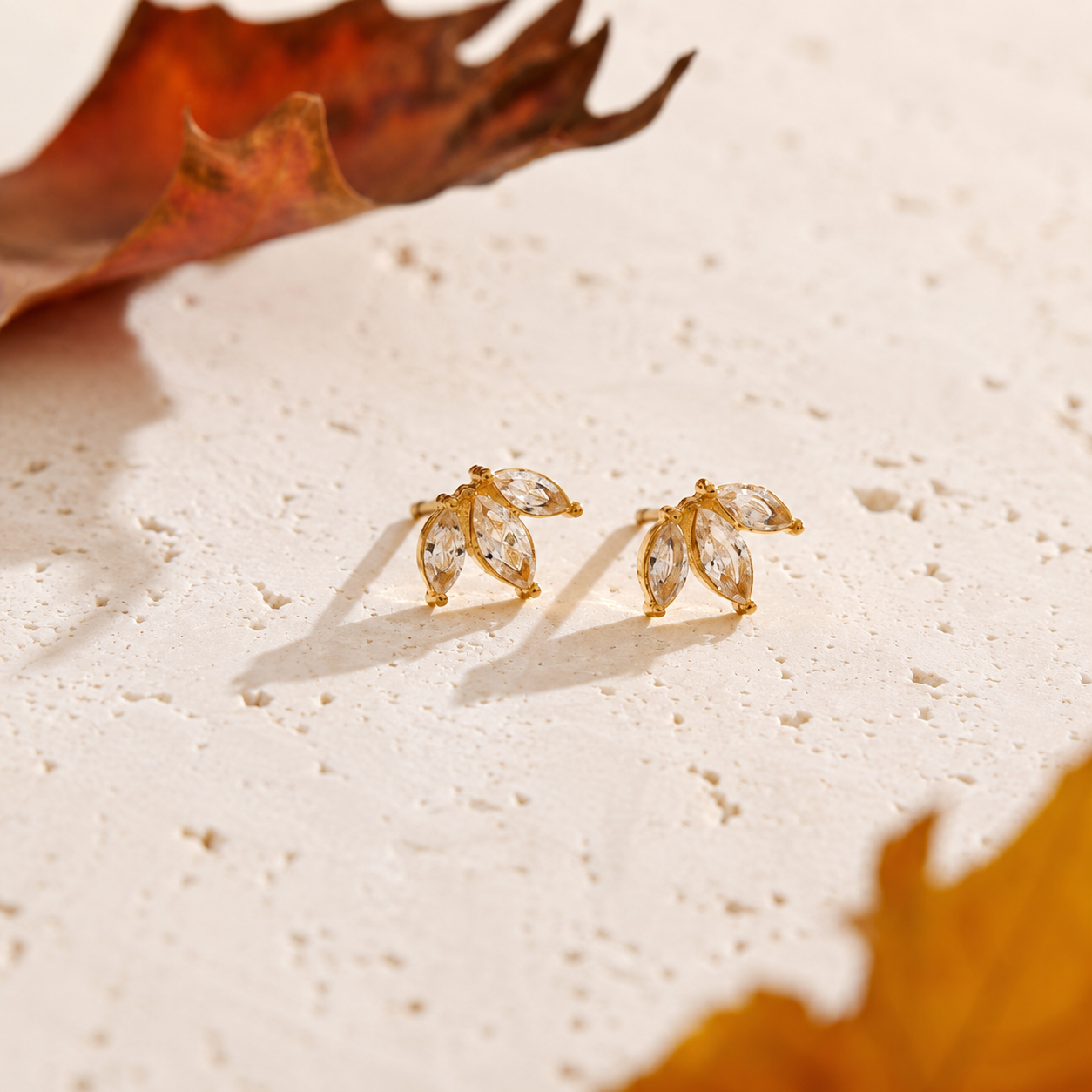 Tiny Fleur Studs Earrings - 18k Gold Plated