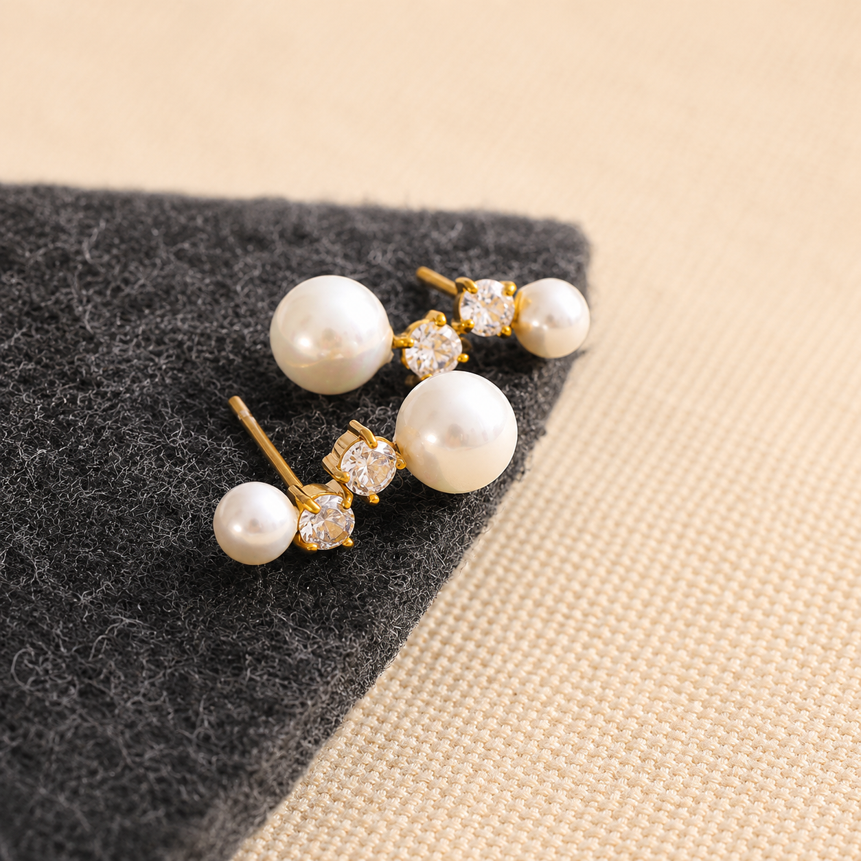 Pearlaire Studs Earrings - 18k Gold Plated