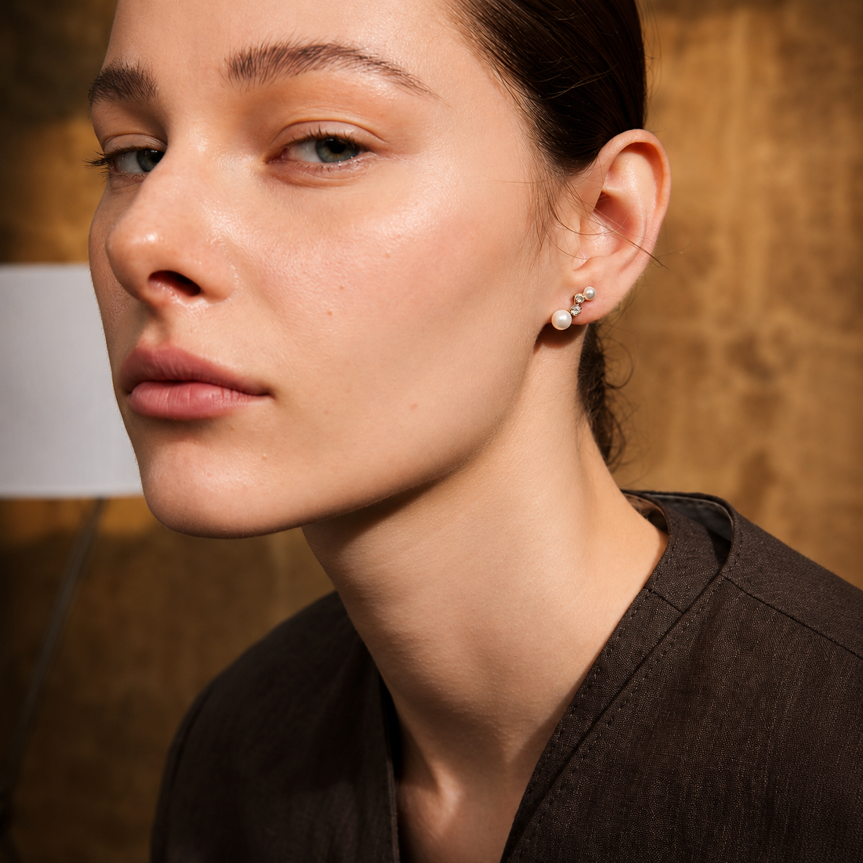 Pearlaire Studs Earrings - 18k Gold Plated
