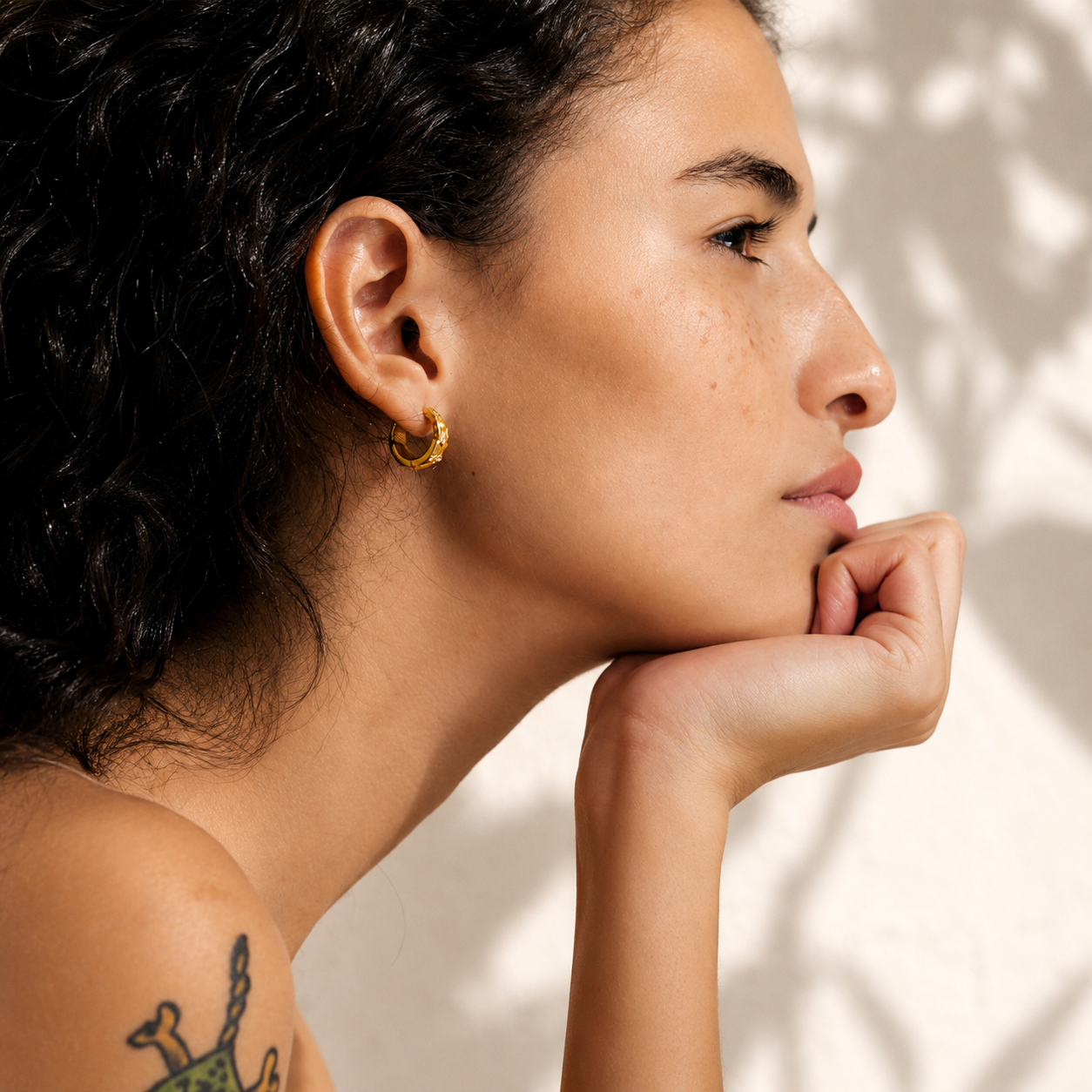 Polaris Huggies Earrings - 18k Gold Plated