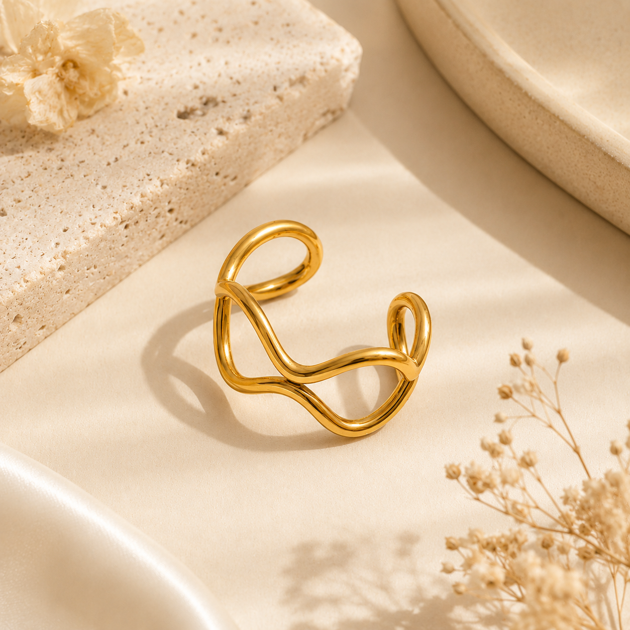 Wave Cuff Ring - 18k Gold Plated