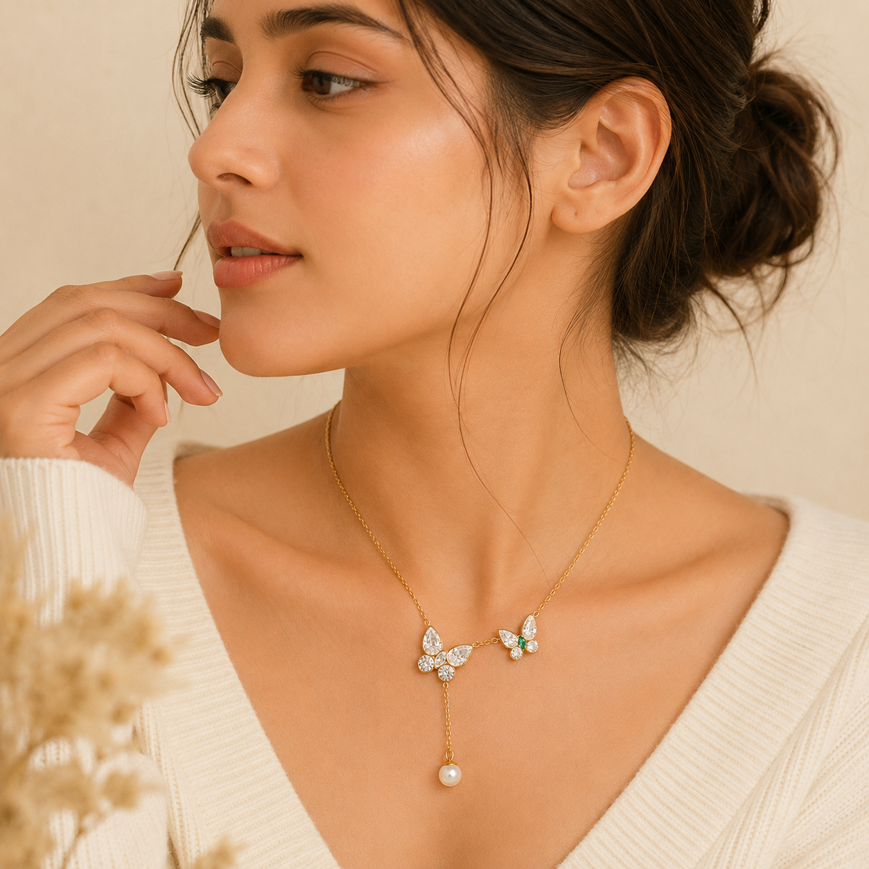 Papillon Pearl Necklace - 18k Gold Plated