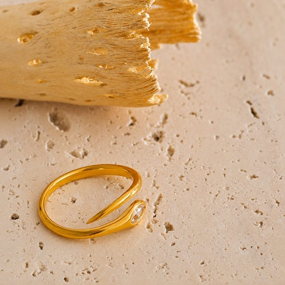 Liora Ring - 18K Gold Plated (Adjustable)