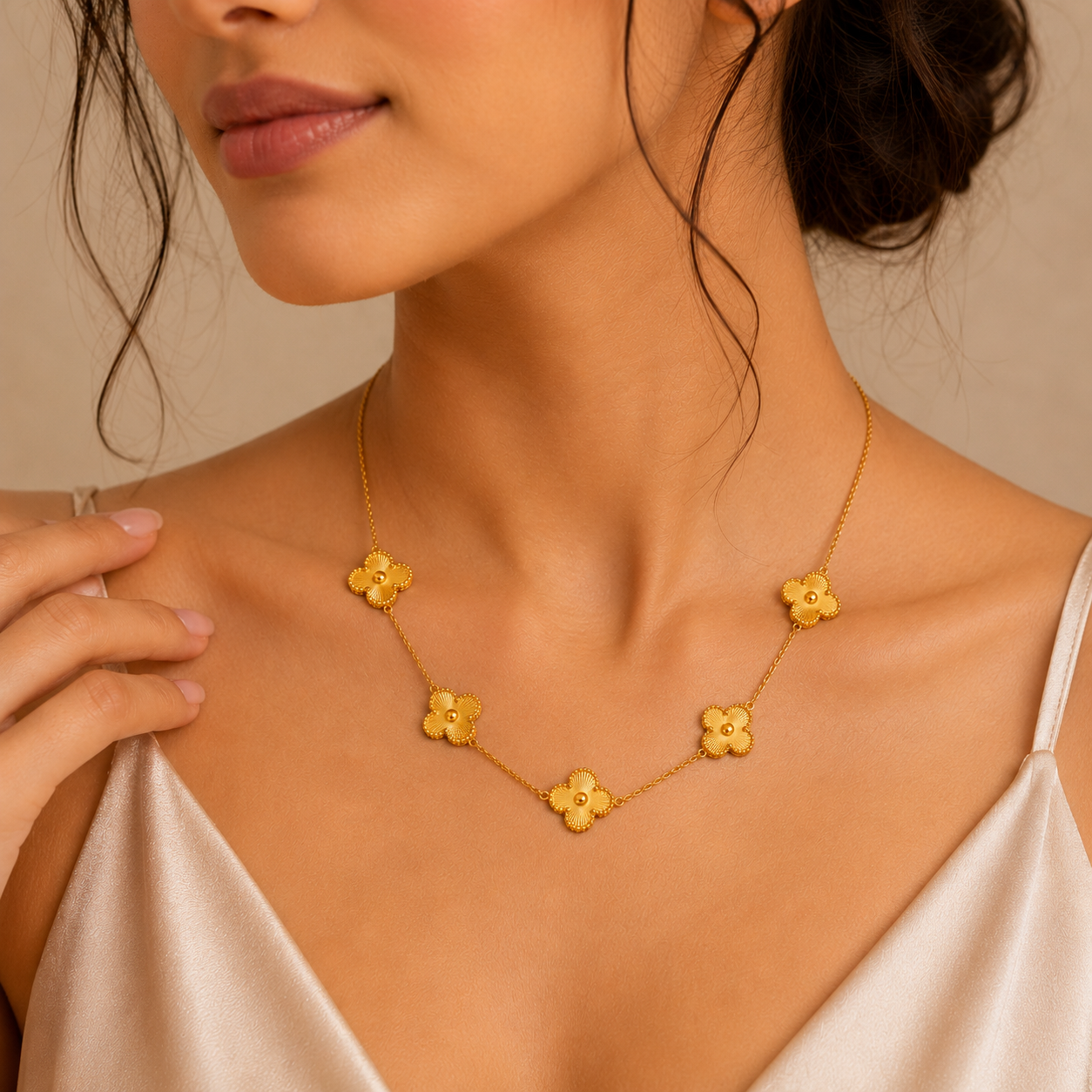 Golden Clover Necklace - 18K Gold Plated
