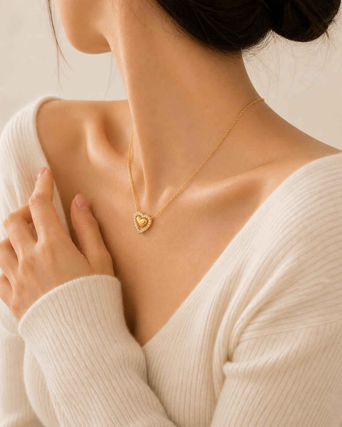 Heart Grace Necklace – 18K Gold Plated