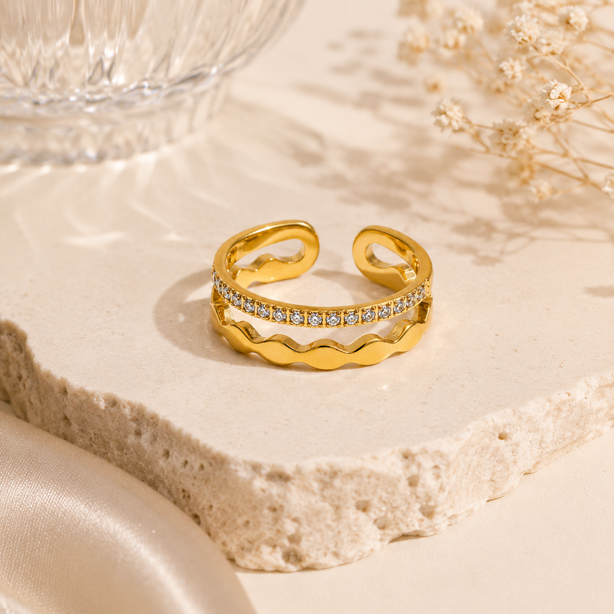 Aurelia Wave Ring - 18k Gold Plated