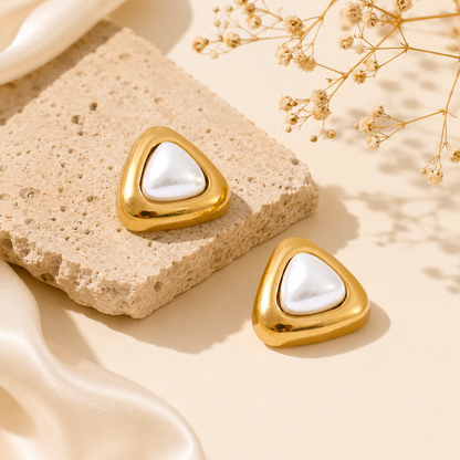 Pebble Pearl Studs - 18k Gold Plated
