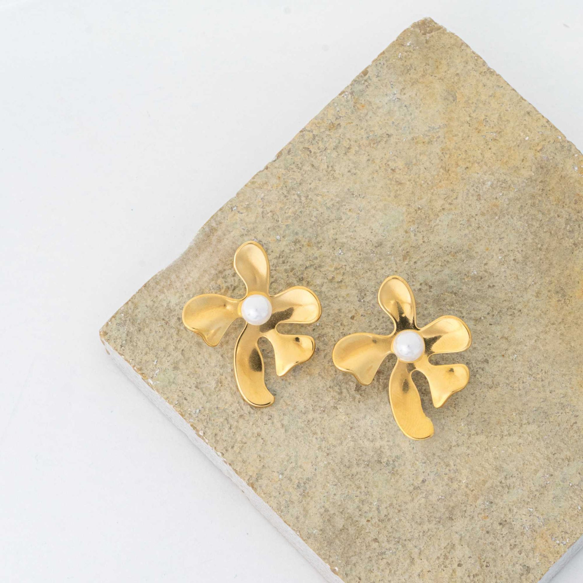 Buy Pearl Flower Earrings - 18K Gold Plated online jewellery