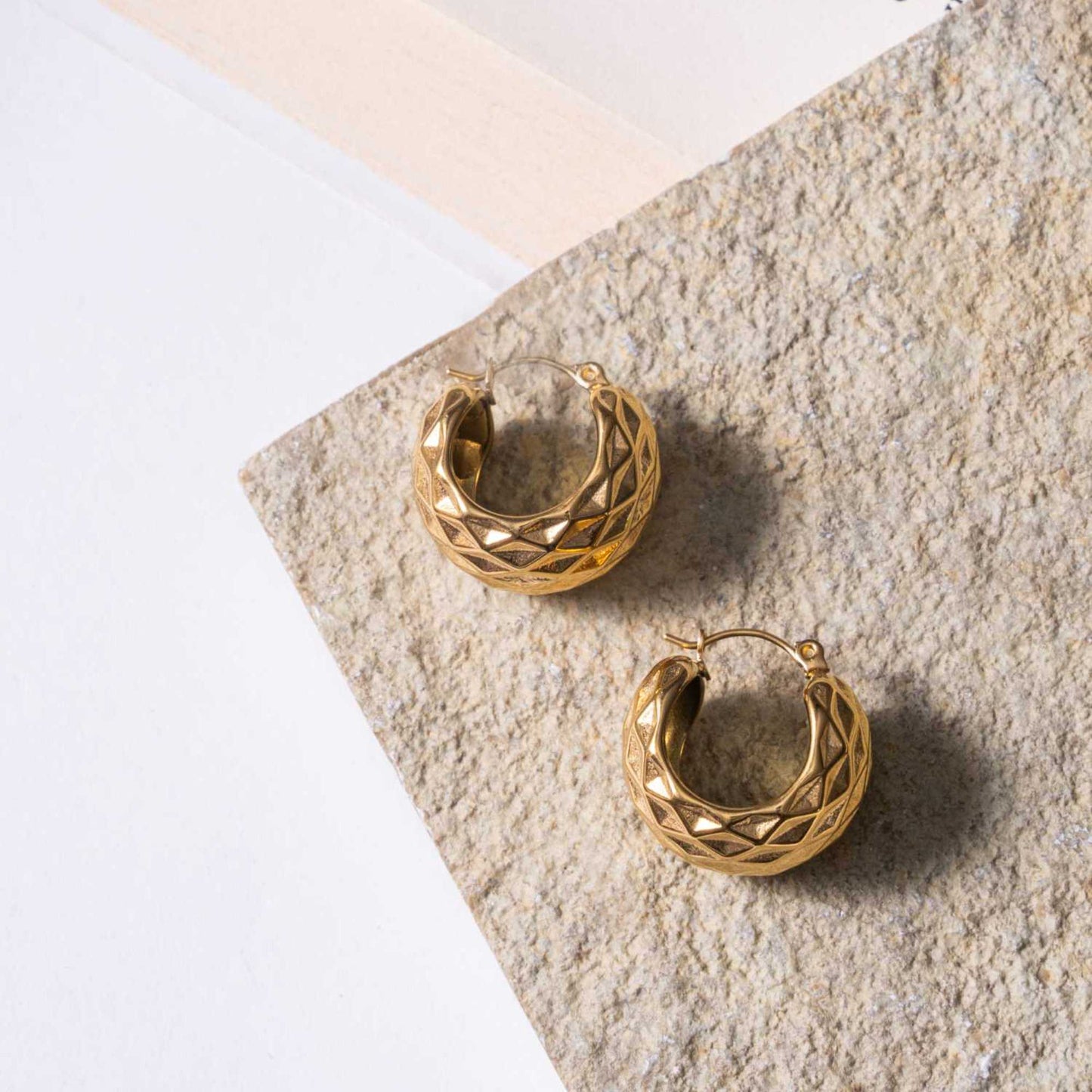 Classic Eleganza Hoop Earrings - 18K Gold Plated