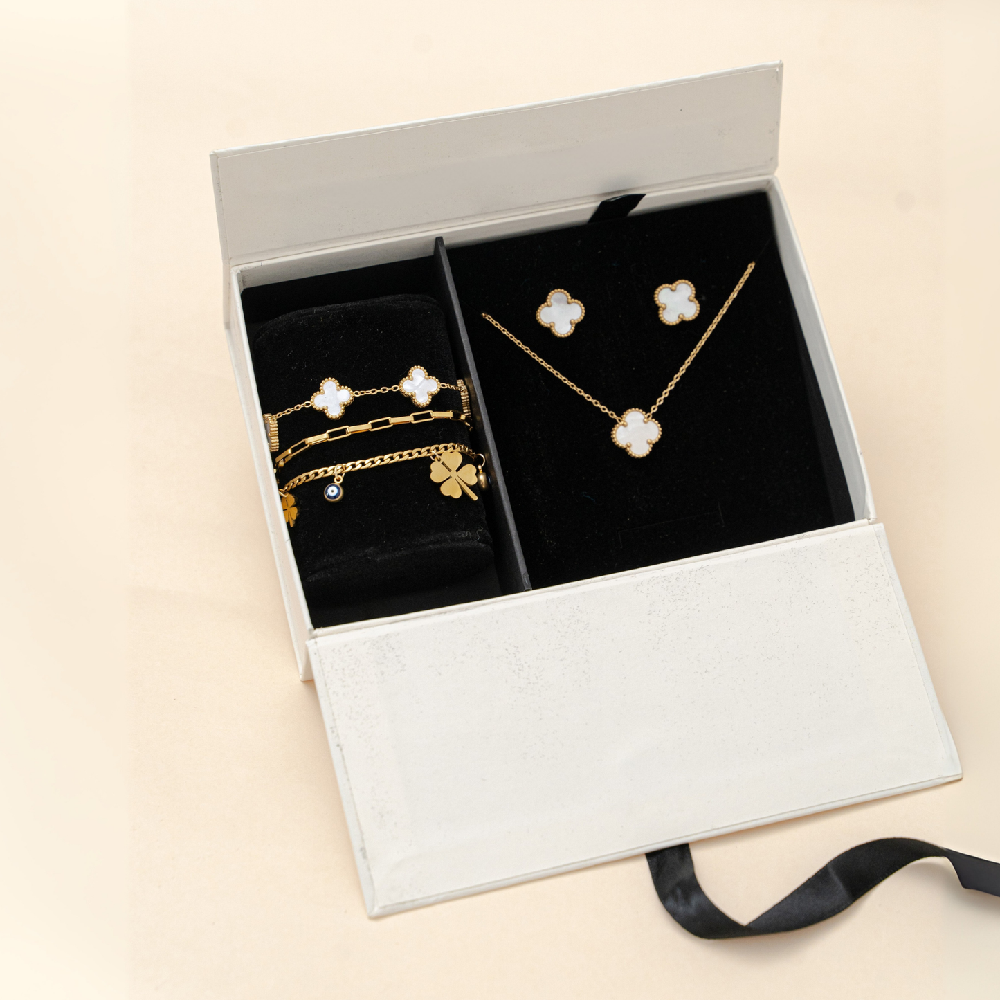 Jewellery Gift Box (Personalized hamper for her)