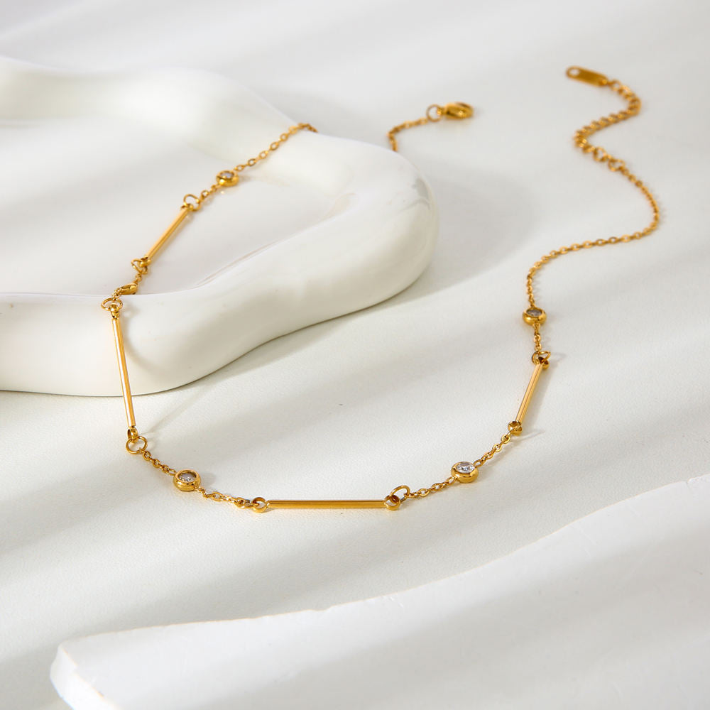 Spark Bar Necklace - 18K Gold Plated