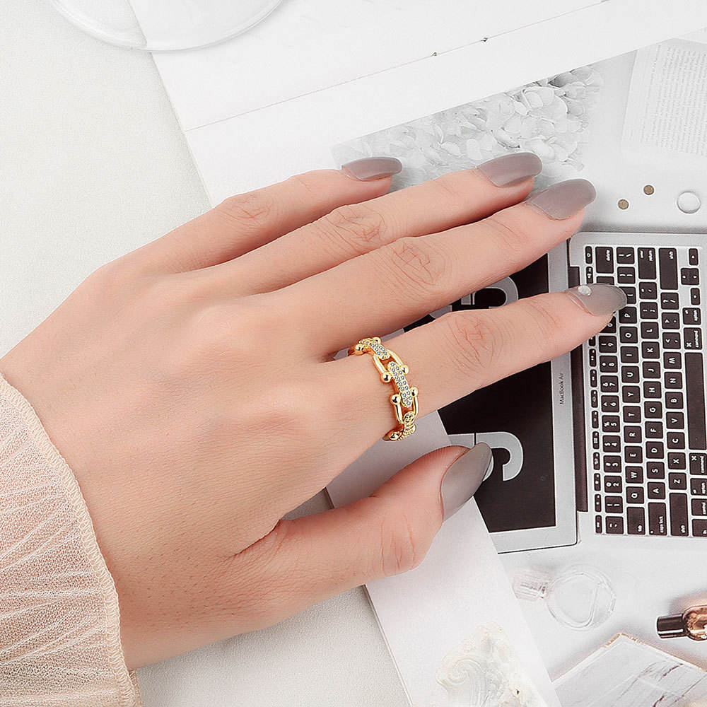 Luxe Link Ring - 18K Gold Plated (Adjustable)
