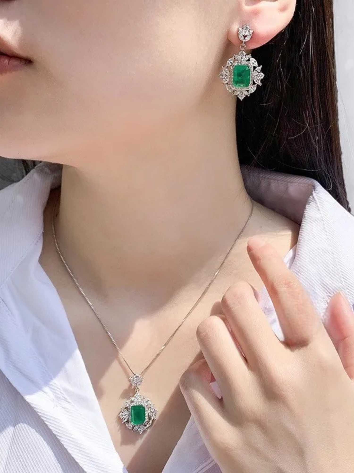 Buy Emerald Treasure 2-Piece Set online jewellery
