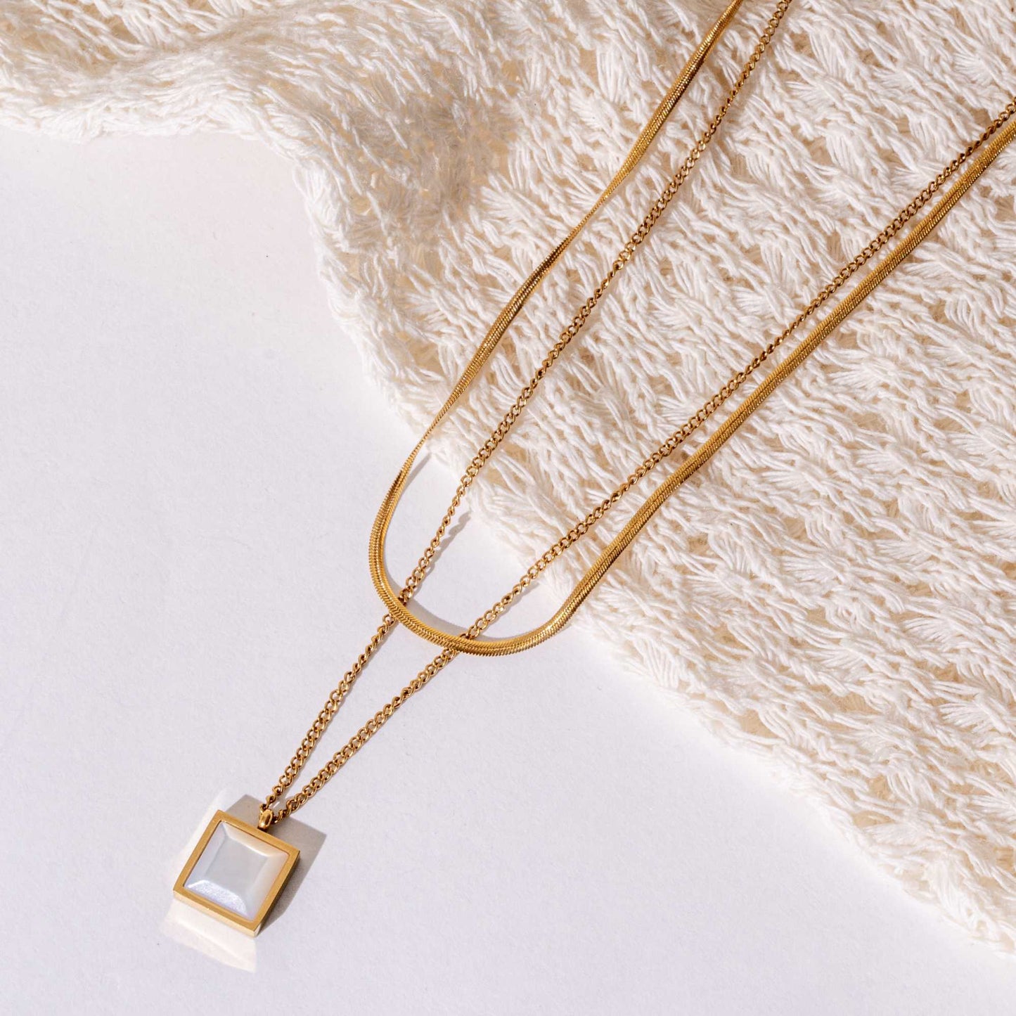 Enamel Layered Herringbone Necklace - 18K Gold Plated