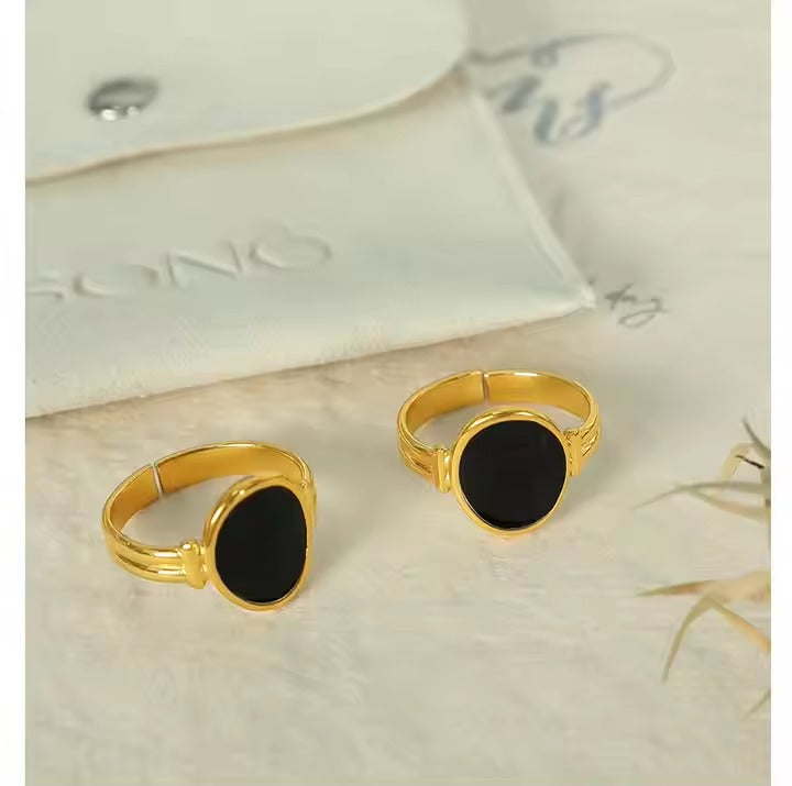 Buy Black Oval Onyx Ring (Adjustable) - 18k Gold Plated online jewellery