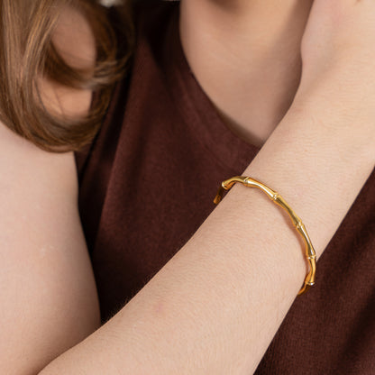 Sleek Cuff Bangle Bracelet - 18K Gold Plated