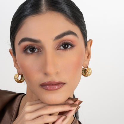 Buy Classic Eleganza Hoop Earrings - 18K Gold Plated online jewellery