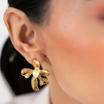 Buy Pearl Flower Earrings - 18K Gold Plated online jewellery