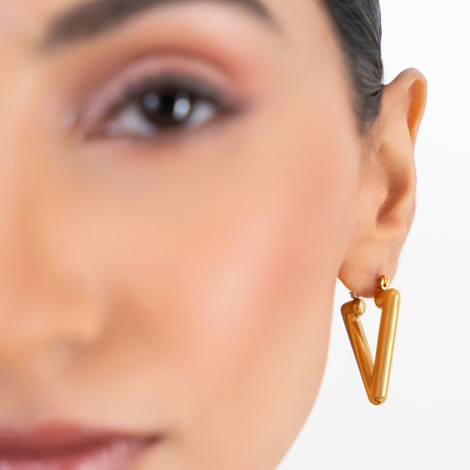 Buy V-shaped Earrings - 18K Gold Plated online jewellery