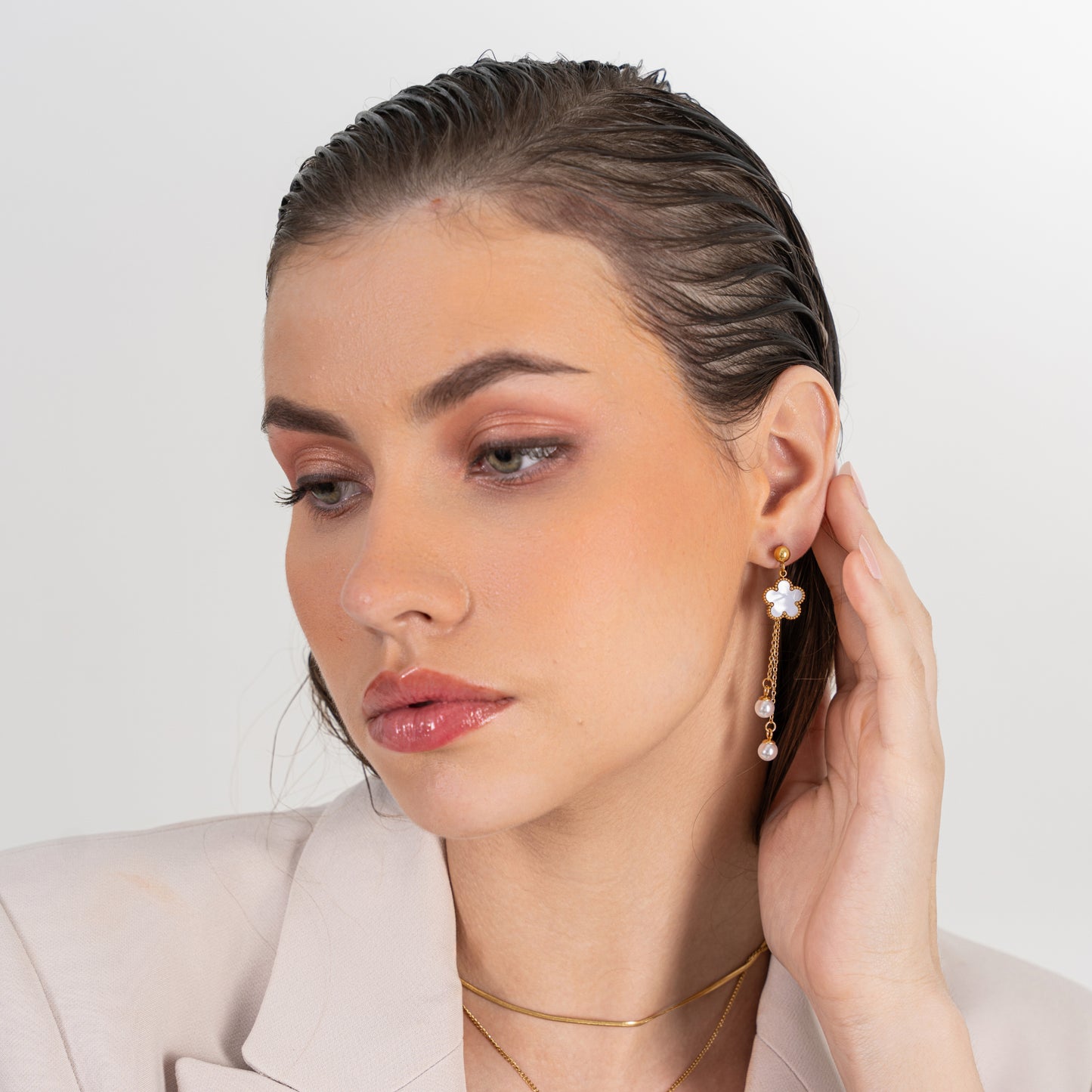 White Clover Thread Earrings - 18K Gold Plated