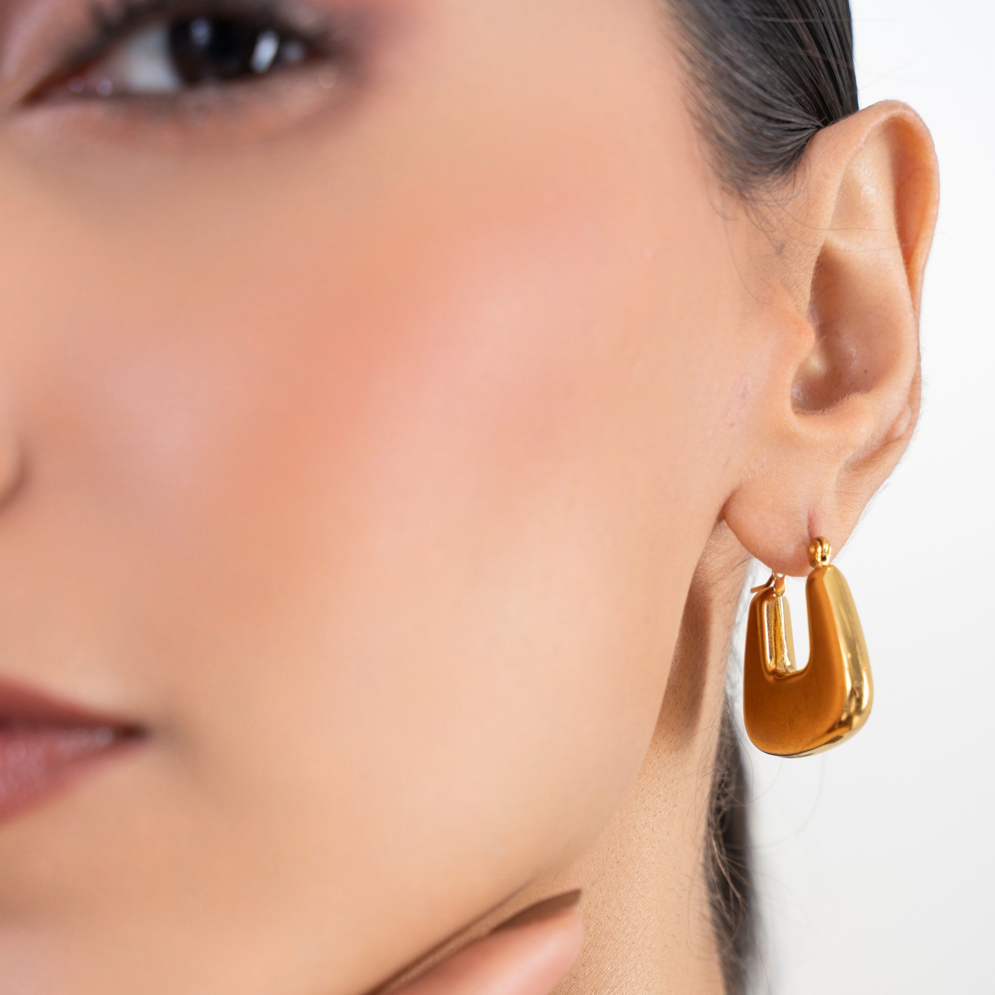 Buy Bellaza Hoop Earrings - 18K Gold Plated online jewellery