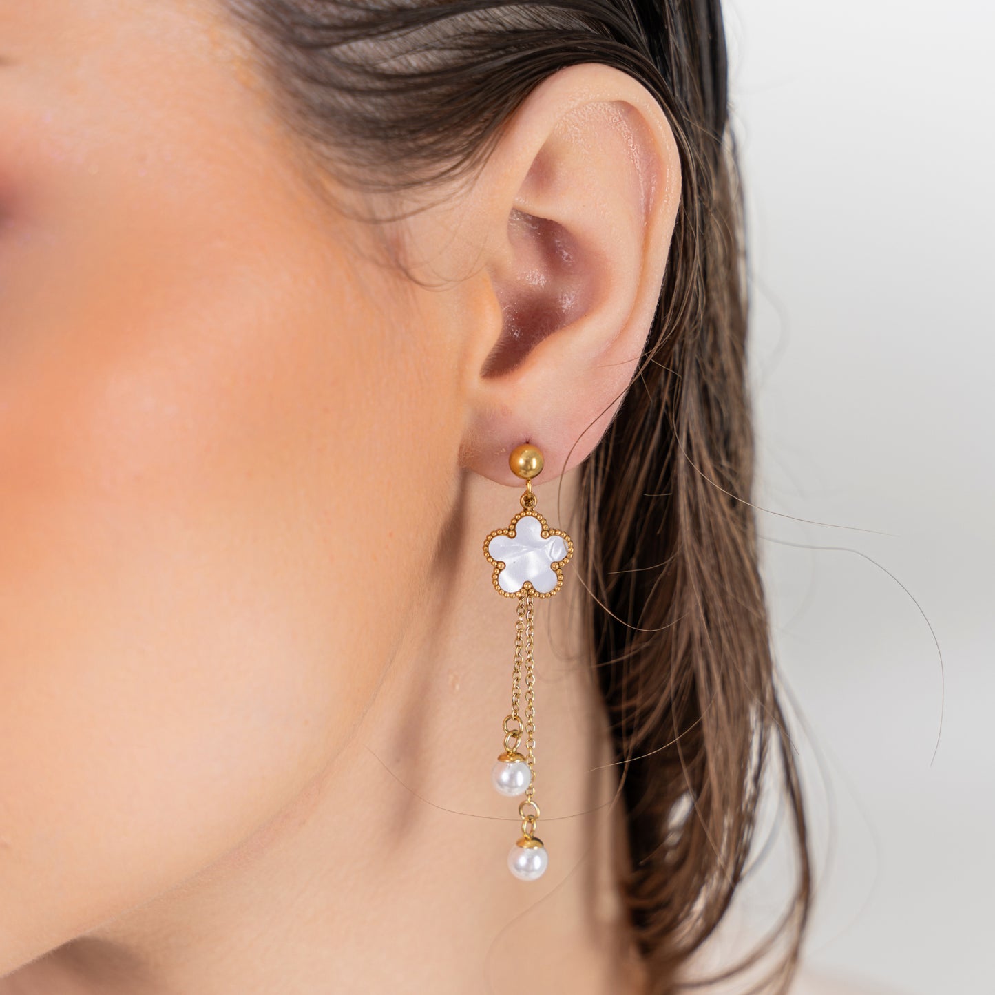 White Clover Thread Earrings - 18K Gold Plated