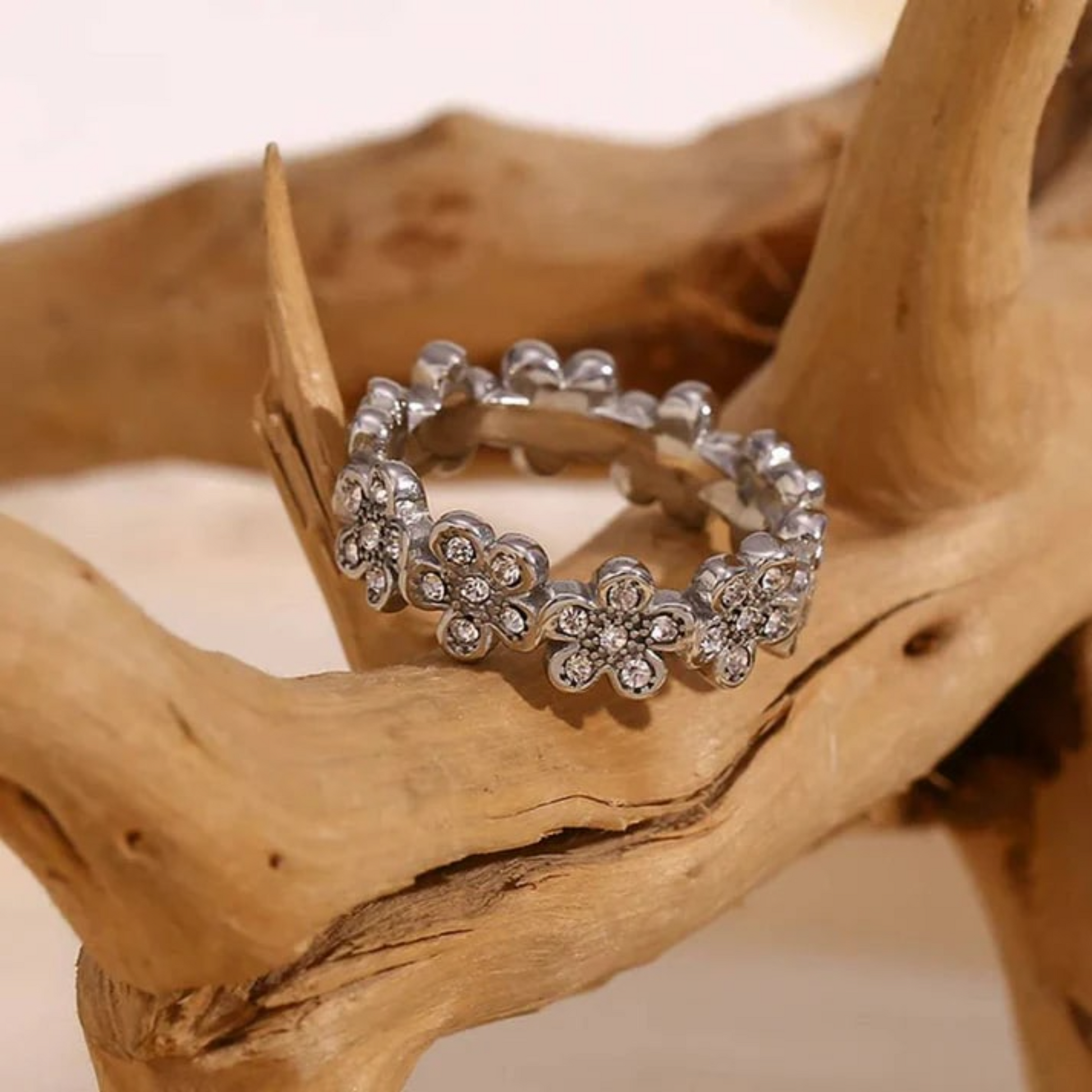 Buy Daisy Flower Ring - 18K Gold Plated online jewellery
